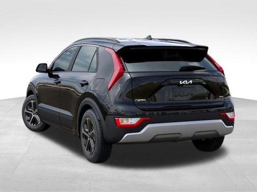 Aurora Black 2026 Kia Niro EX