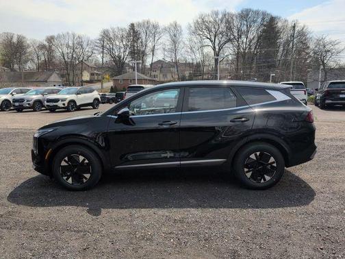 Fusion Black 2026 Kia Sportage Hybrid LX