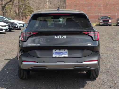 Fusion Black 2026 Kia Sportage Hybrid LX