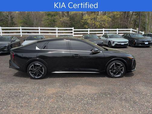 Aurora Black Pearl 2025 Kia K4 GT-Line