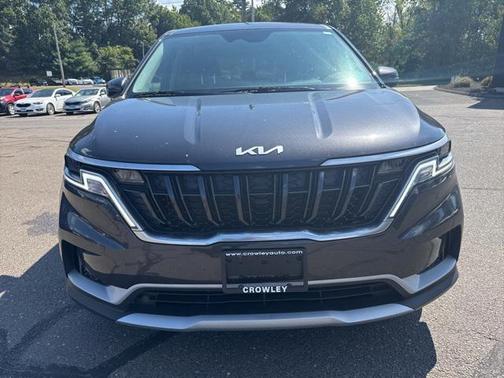 2024 Kia Carnival LX