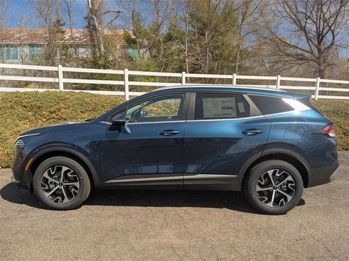 2025 Kia Sportage Hybrid EX