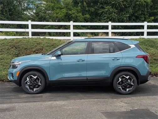 2025 Kia Seltos EX