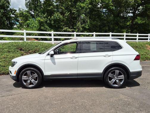 Pure White 2019 Volkswagen Tiguan 2.0T SEL