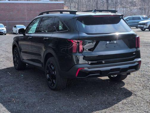 Ebony Black 2026 Kia Sorento SX