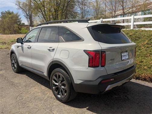 2022 Kia Sorento SX