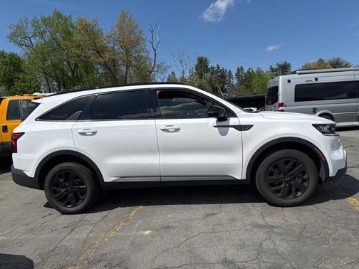 2021 Kia Sorento S