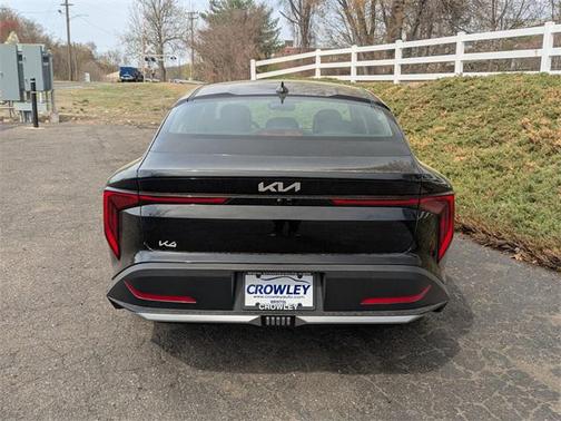 2025 Kia K4 EX