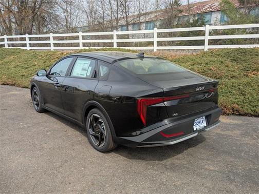 2025 Kia K4 EX