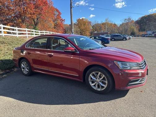 2016 Volkswagen Passat 1.8T S