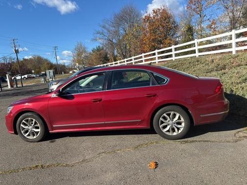 2016 Volkswagen Passat 1.8T S