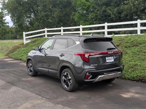 2025 Kia Seltos EX