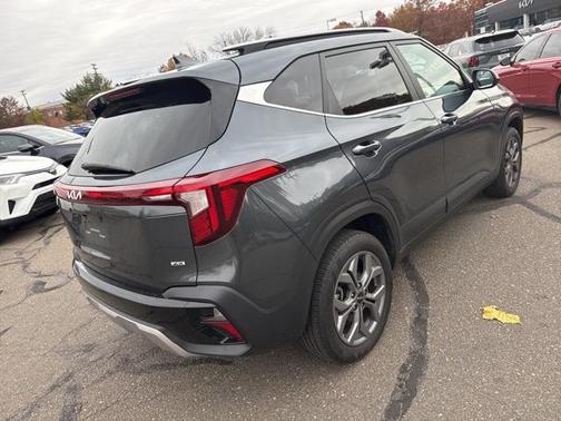 2024 Kia Seltos S