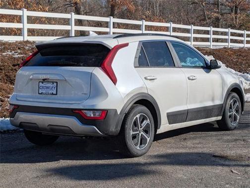2025 Kia Niro Plug-In Hybrid EX