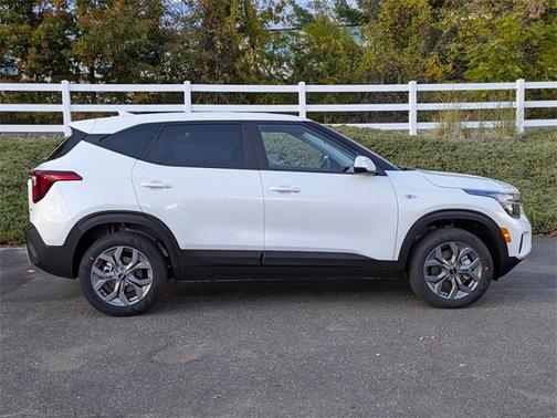 2026 Kia Seltos LX