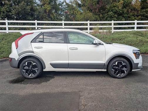 2025 Kia Niro EV Wave