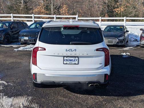 2023 Kia Telluride S