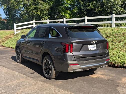 2025 Kia Sorento S