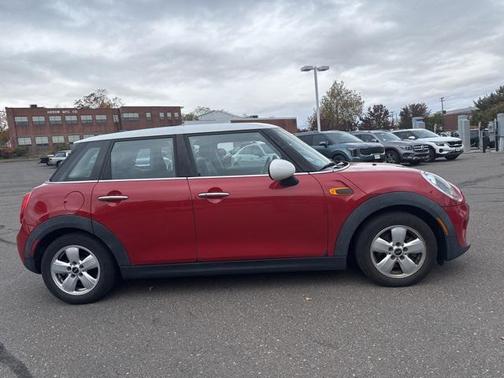 2016 MINI Hardtop Cooper