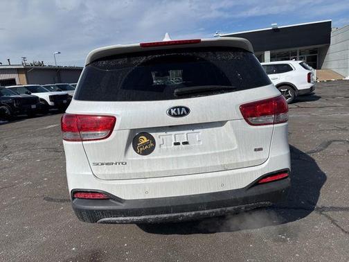 2016 Kia Sorento LX