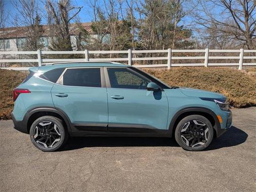 2025 Kia Seltos SX Turbo