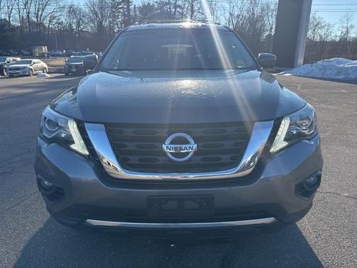 2018 Nissan Pathfinder SL