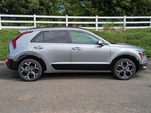 2025 Kia Niro Touring