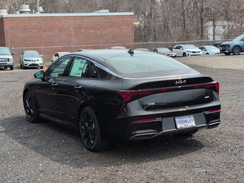 Aurora Black Pearl 2026 Kia K5 GT-Line