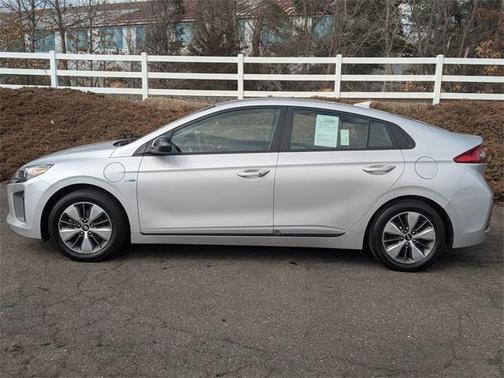 2019 Hyundai IONIQ Plug-In Hybrid Base