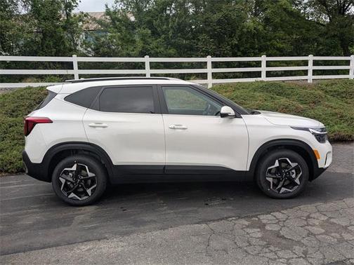 2025 Kia Seltos EX