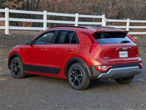 2023 Kia Niro Plug-In Hybrid EX