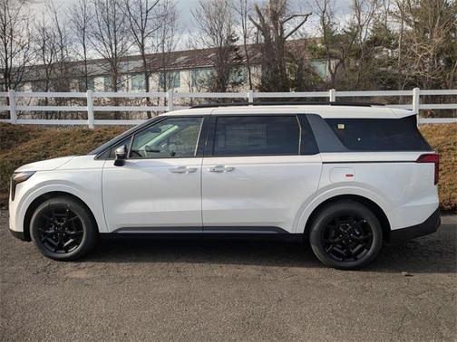 2025 Kia Carnival Hybrid SX