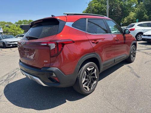 Mars Orange 2024 Kia Seltos SX Turbo