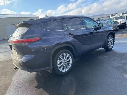 2023 Toyota Highlander Limited