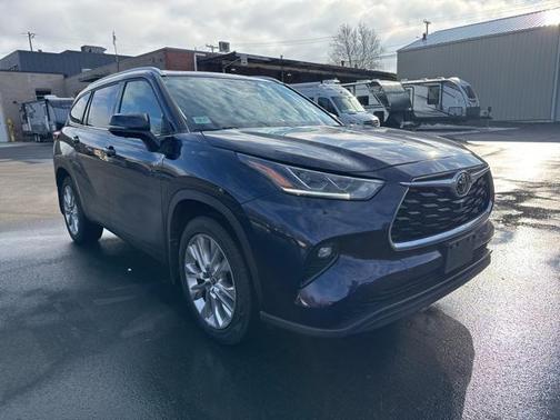 2023 Toyota Highlander Limited