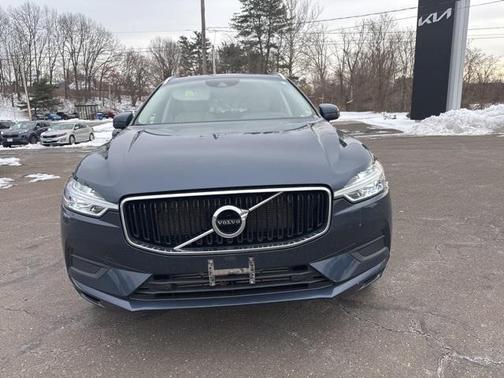2020 Volvo XC60 T6 Momentum