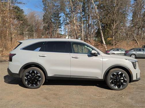 2025 Kia Sorento EX