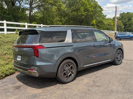 2025 Kia Carnival SX