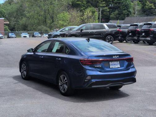 Deep Sea Blue 2024 Kia Forte LXS