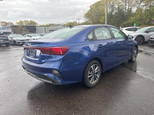Deep Sea Blue 2024 Kia Forte LXS