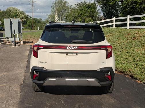 2025 Kia Seltos S