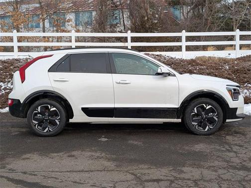 2025 Kia Niro EV Wind
