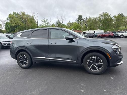 2023 Kia Sportage Hybrid LX