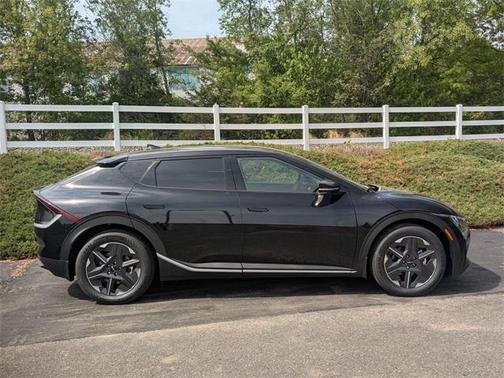 2025 Kia EV6 Light Long Range
