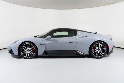 Gray 2023 Maserati MC20 Base