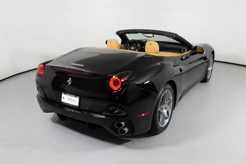 2011 Ferrari California Base