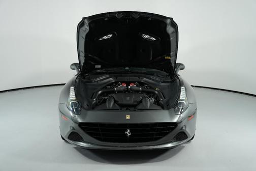 Grigio Silverstone Metallic 2015 Ferrari California T