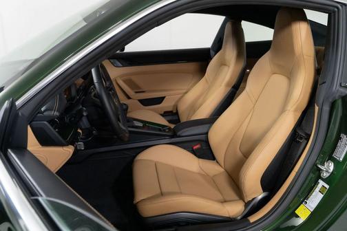 Oak Green Metallic 2026 Porsche 911 GT3