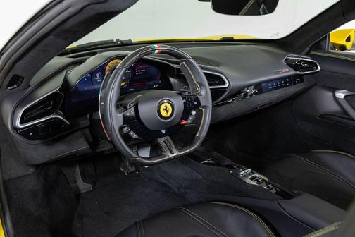 2024 Ferrari 296 GTS Base