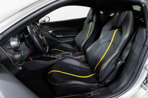 2021 Ferrari F8 Tributo Base